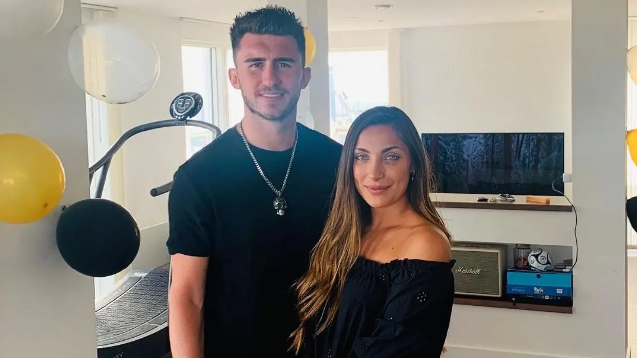 Aymeric Laporte Girlfriend Sara Botello Wiki 2022- Age, Net Worth, Career, Kids, Family and more