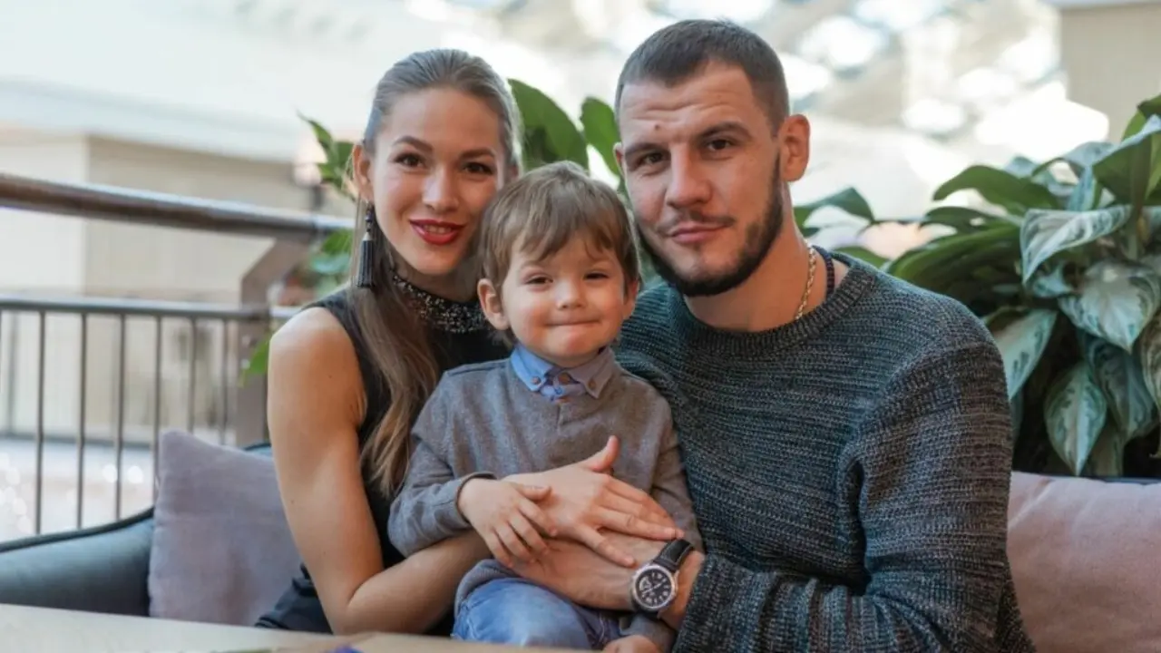 Nikita-Krylov-Girlfriend