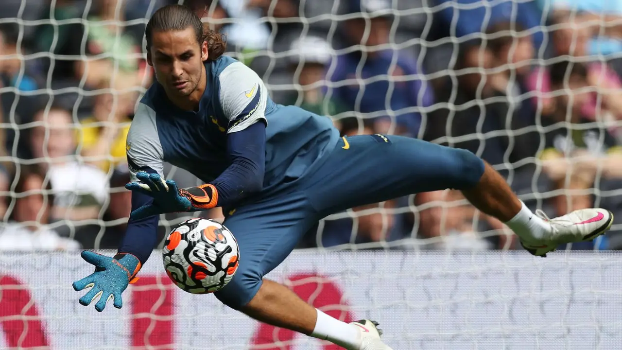 Alfie Whiteman Biography