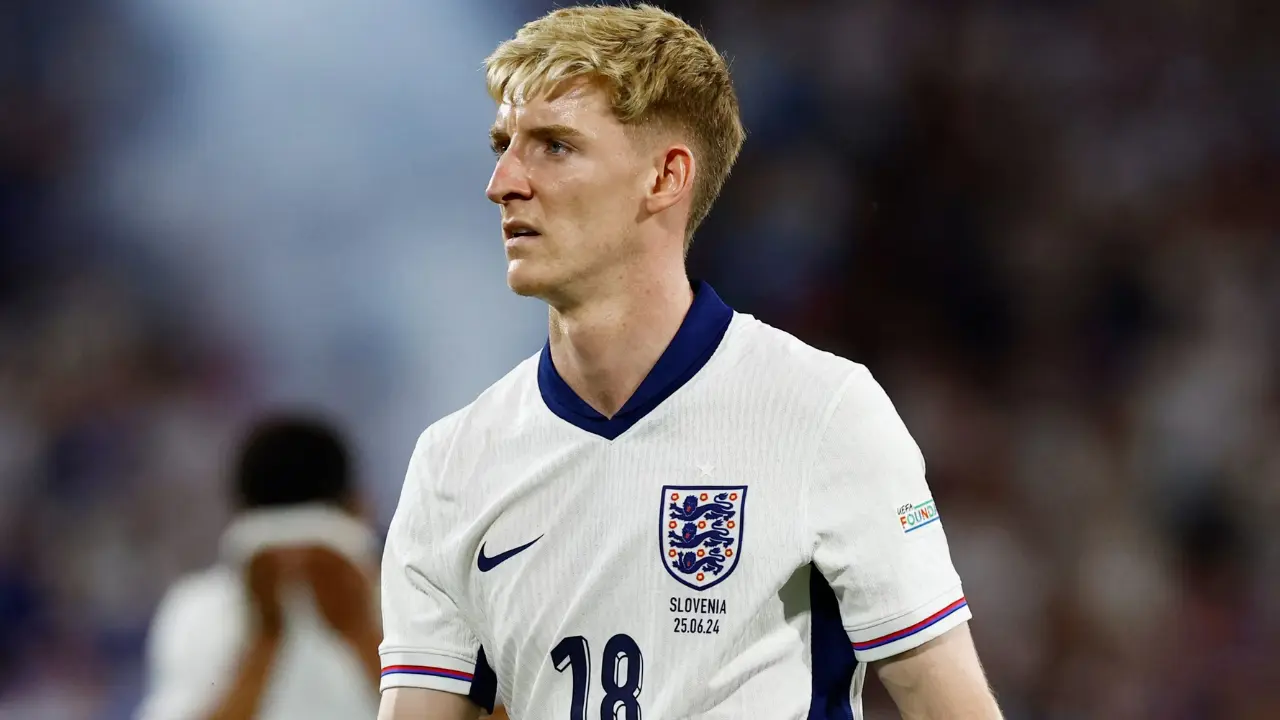 Anthony Gordon Biography