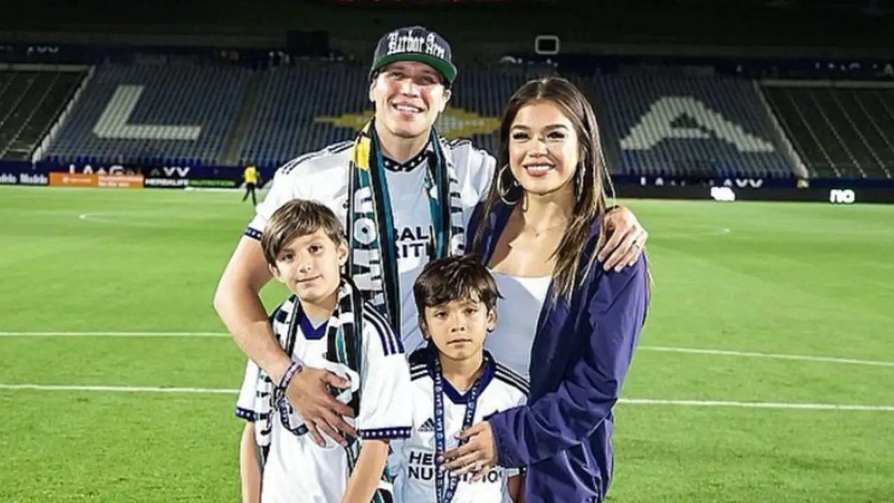 Brian Ortega's wife Stephanie