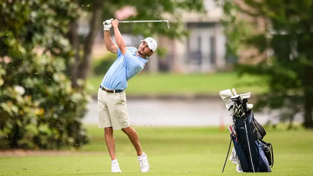 Jakob Chicoyne Biography