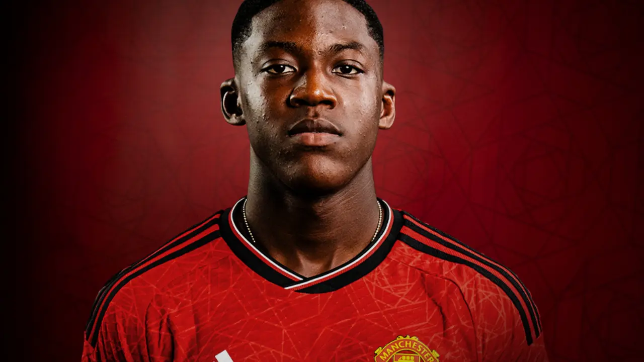 Kobbie Mainoo Biography