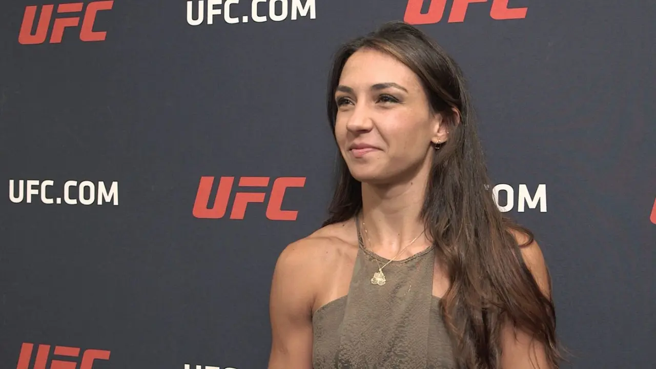 Amanda Ribas Biography