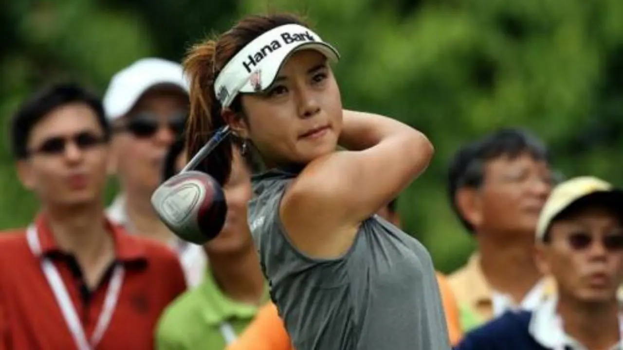 Hee Young Park Biography