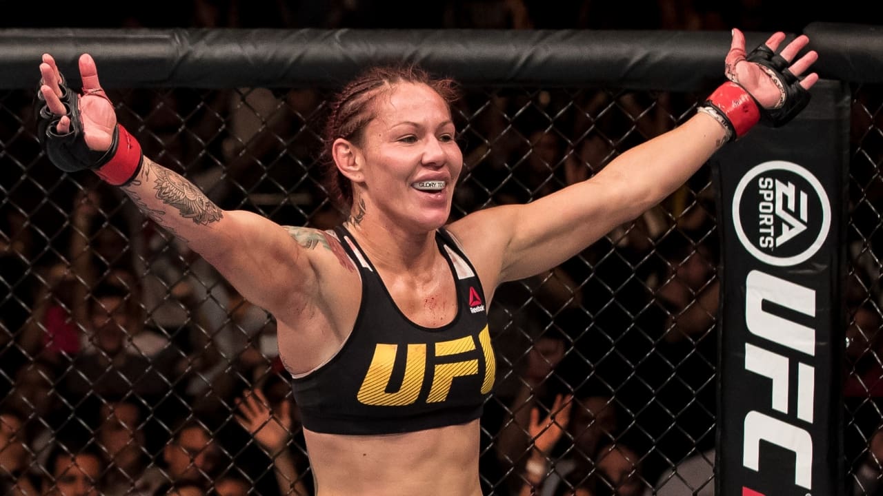 5 Best Female MMA Fighter of All Time 5 Best Female MMA Fighter of All Time