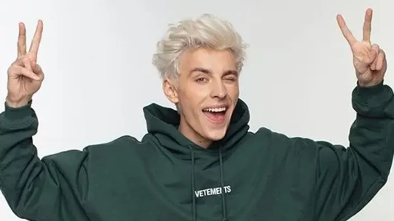 Vladislav Bumaga (A4) Net Worth Vladislav Bumaga (A4) Net Worth