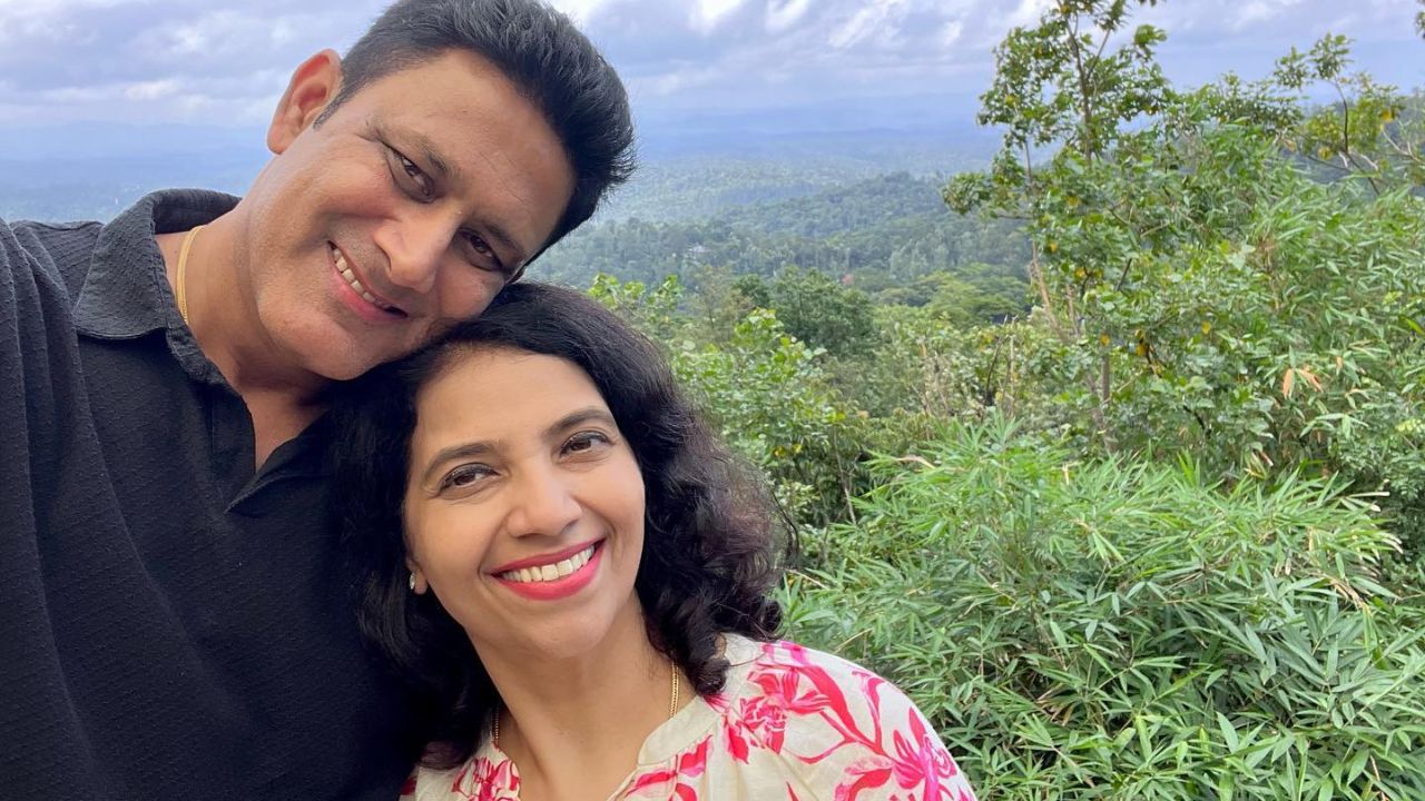 Anil Kumble with his wife Chethana