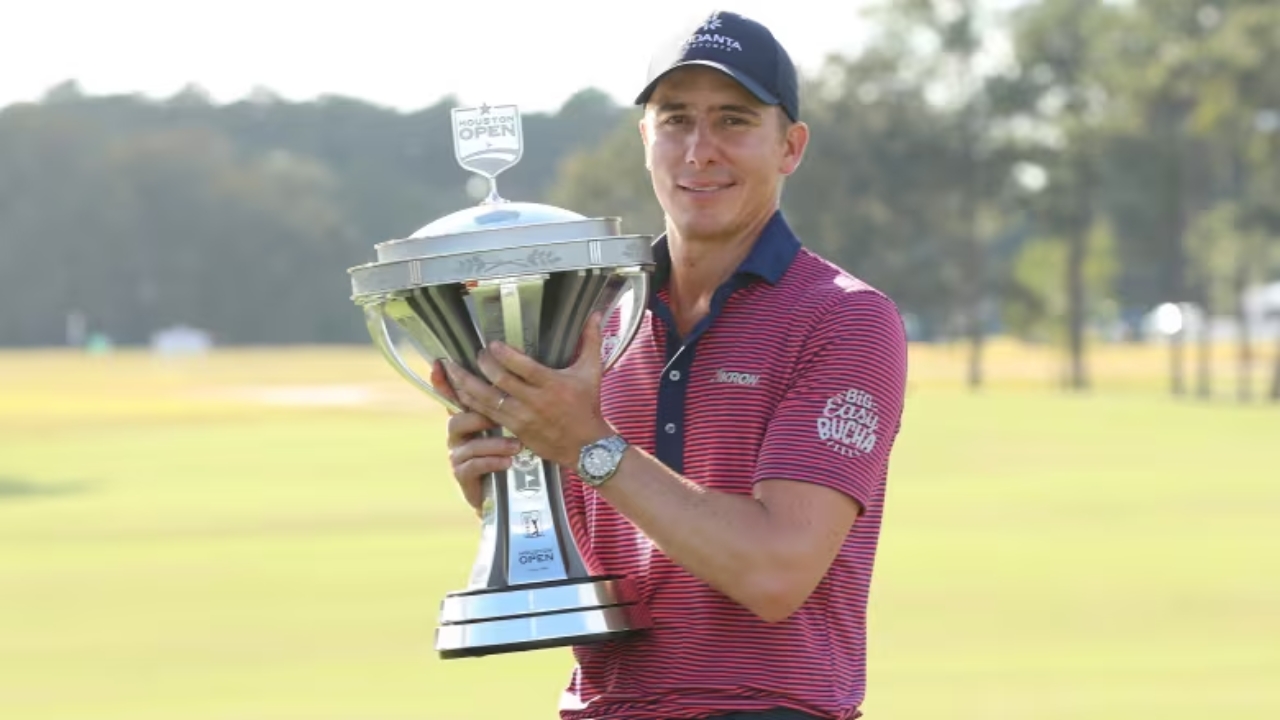 Carlos Ortiz Net Worth Details