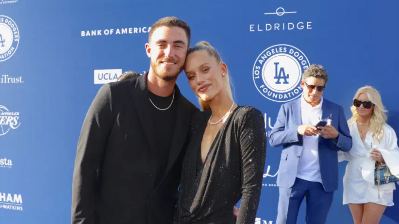 Cody is dating Bahamian model Chase Carter.
