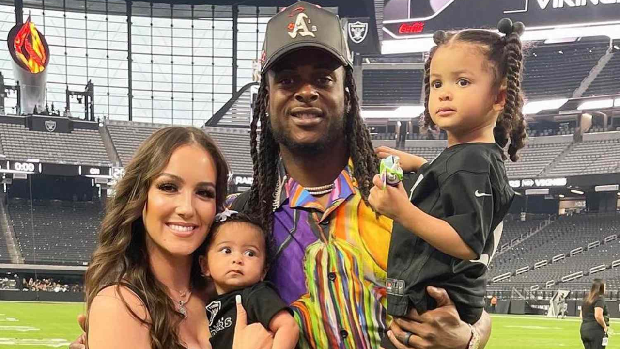 Davante Adams with his wife Devanne Villarreal