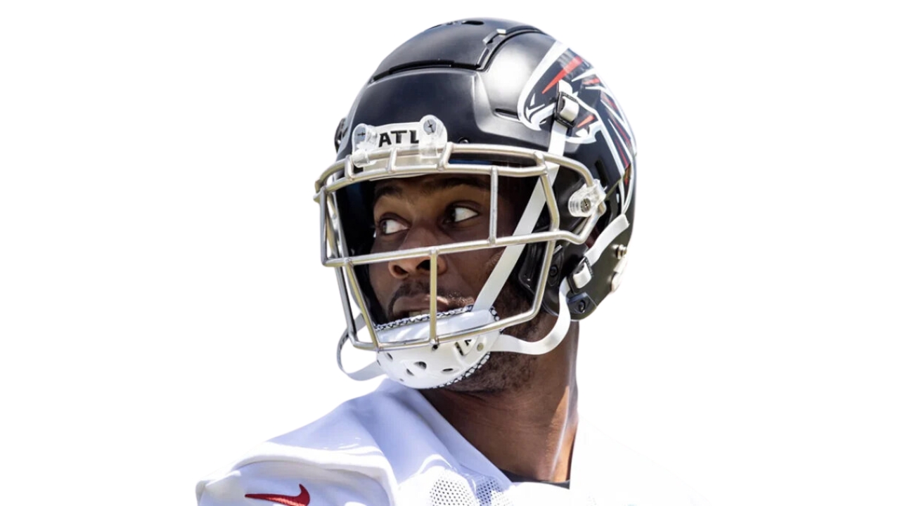 Is a Football Helmet Supposed to Be Tight Is a Football Helmet Supposed to Be Tight