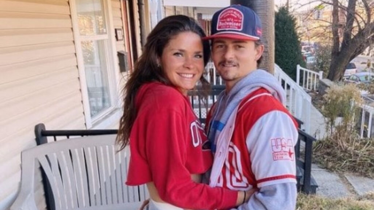 J.J. Wolf is dating Emma Sears