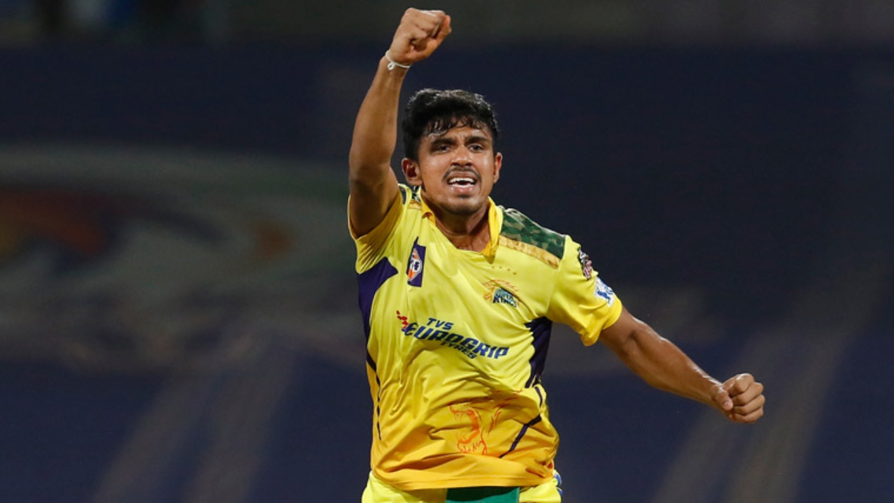 Mahesh Theekshana Net Worth Details