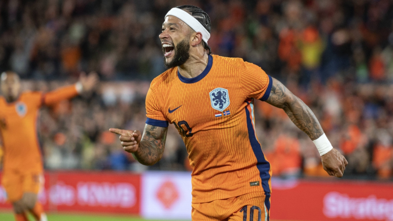 Memphis Depay Net Worth Details