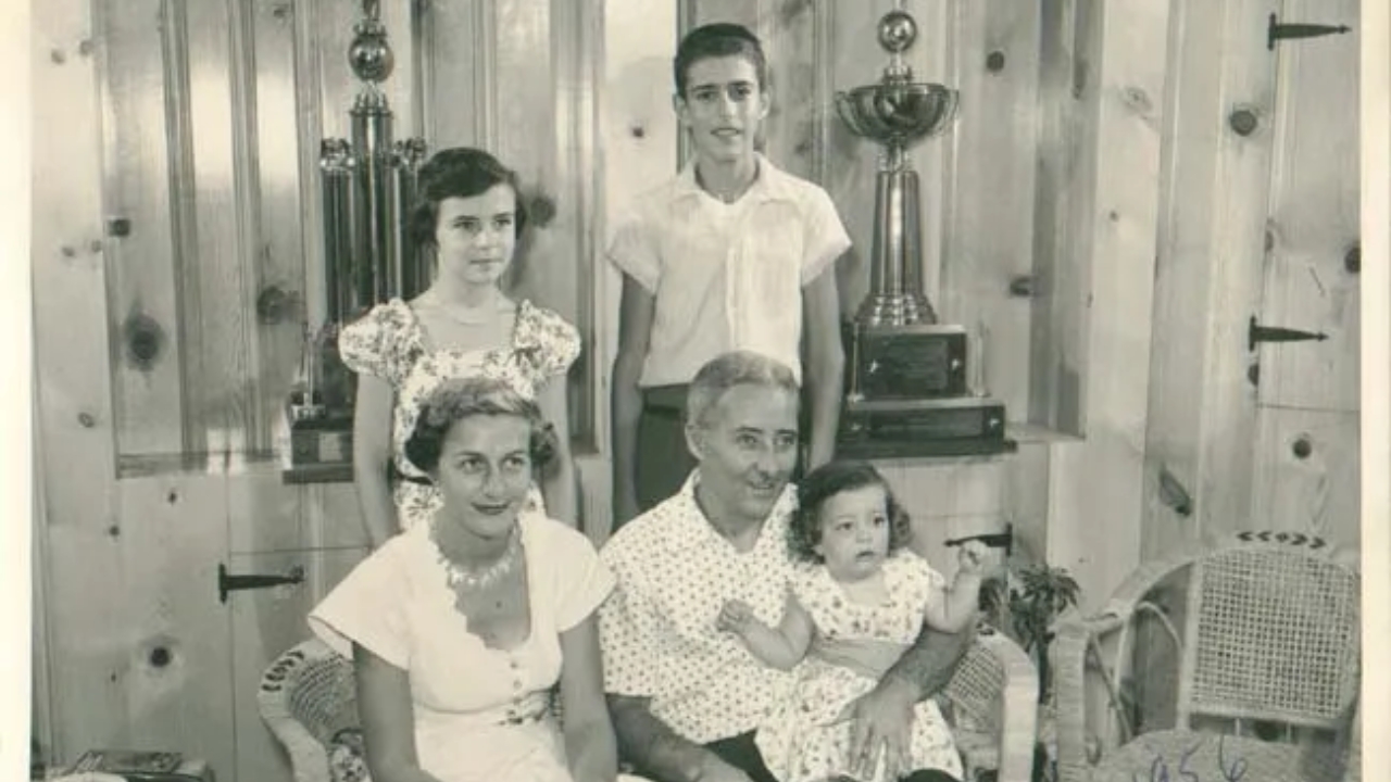 Mosconi married Flora Marchini