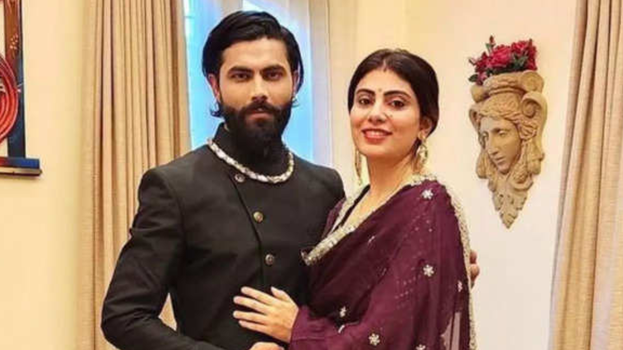 Ravindra Jadeja with his wife Rivaba Solanki