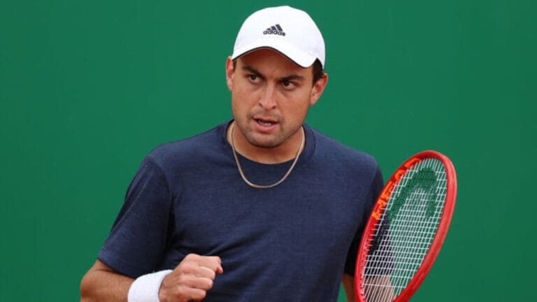 Who Is Aslan Karatsev’s Coach Right Now