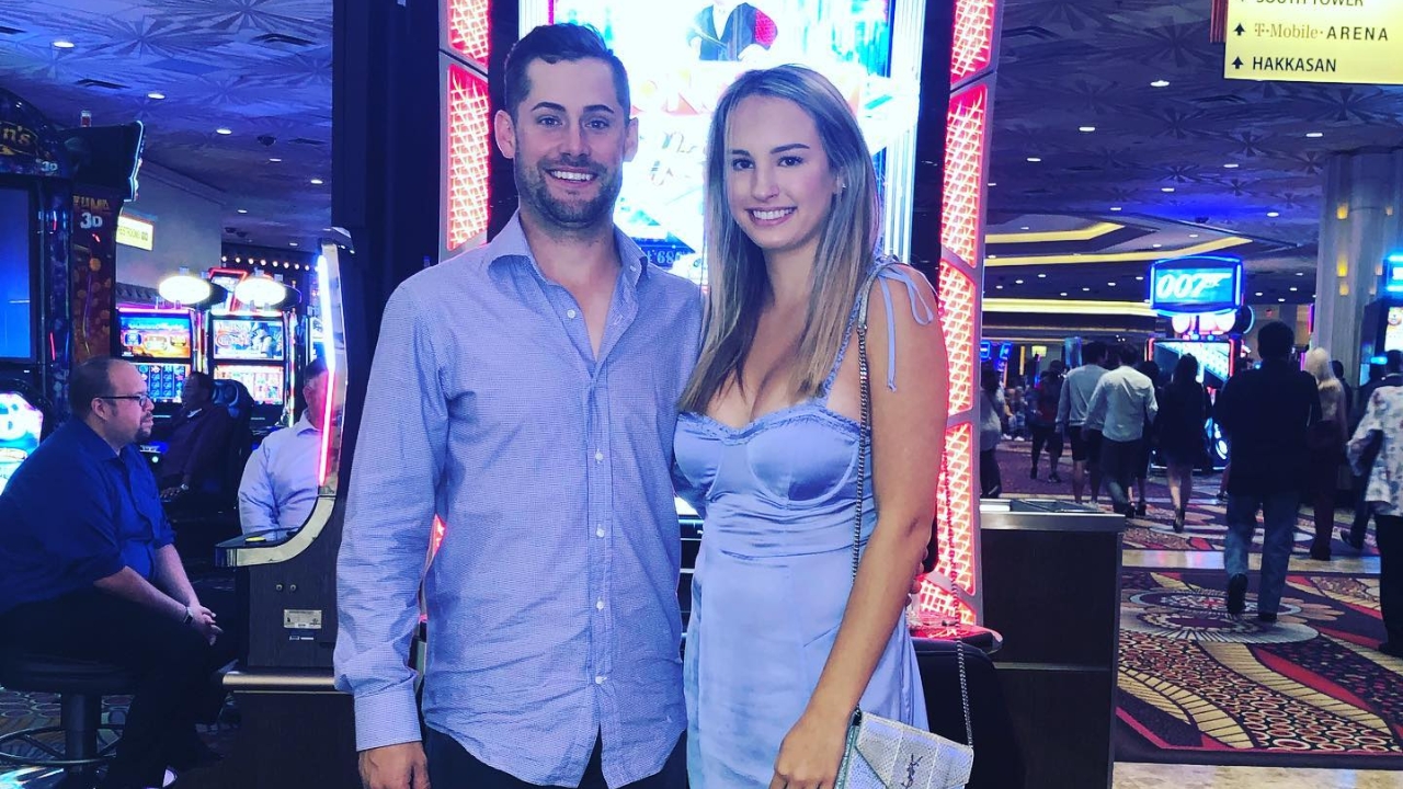 Taylor Moore girlfriend Lexi Sorensen