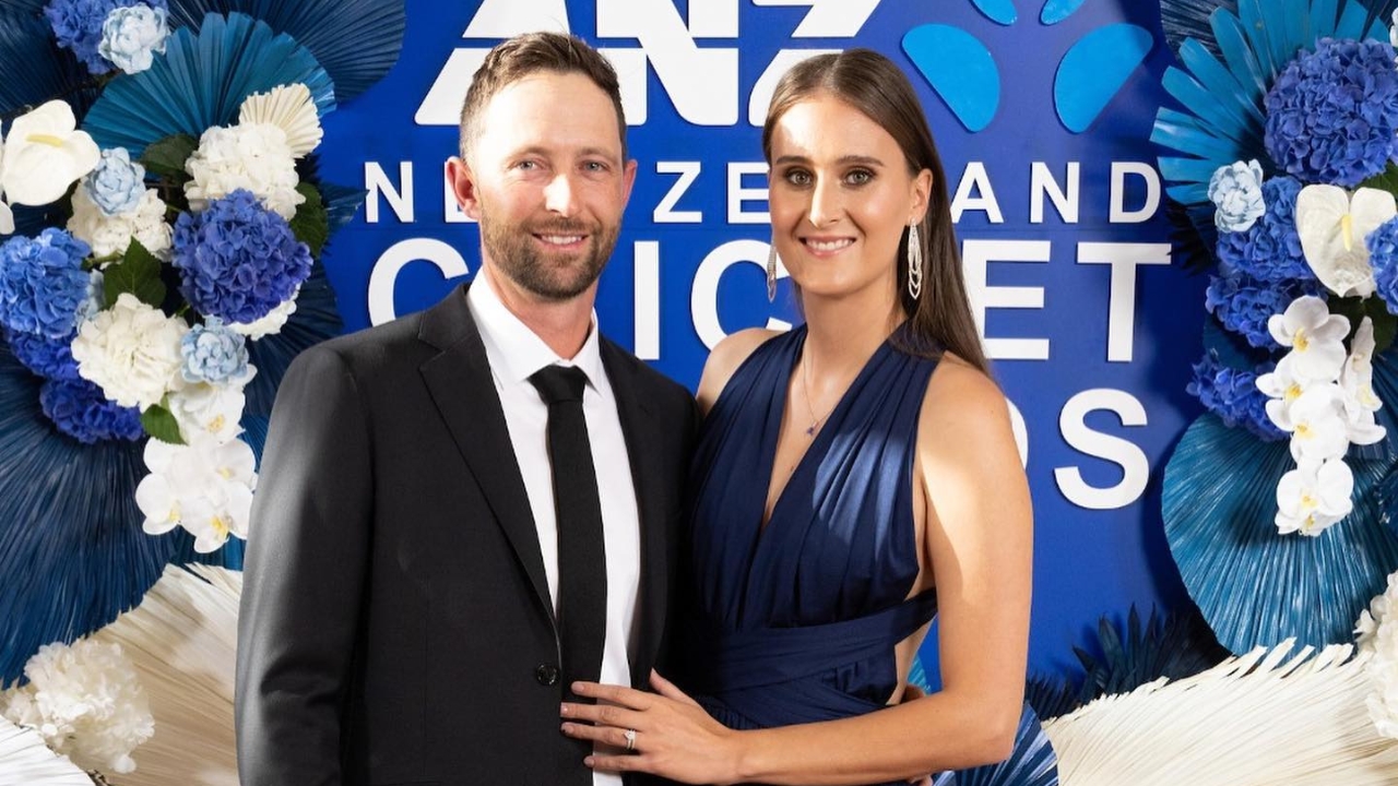Devon Conway wife is Kim Watson