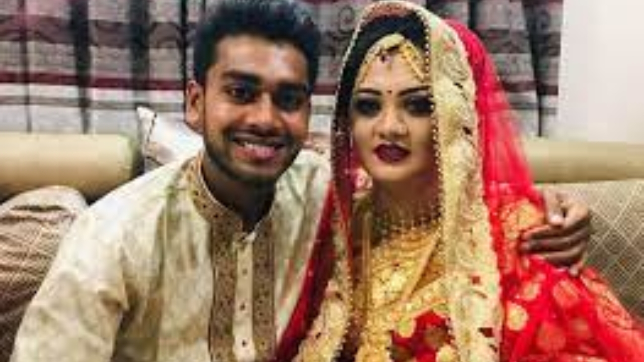 Mahedi Hasan is married to Ritu