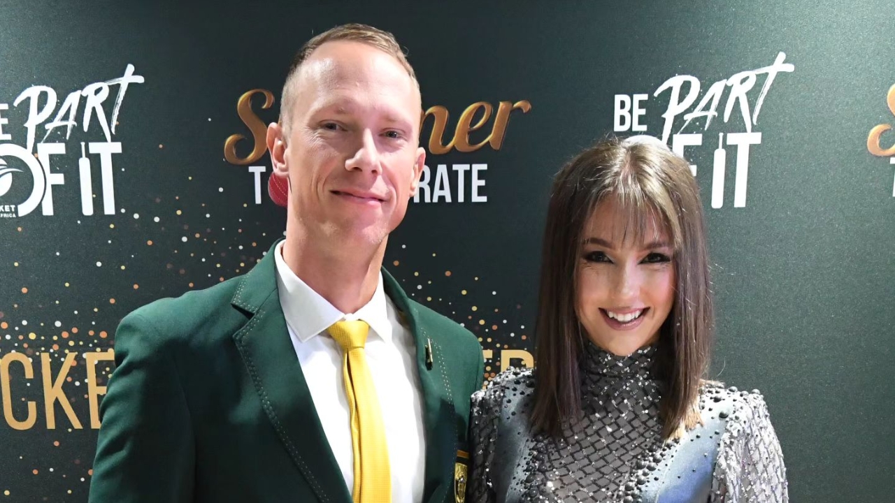 Rassie van der Dussen wife Lara