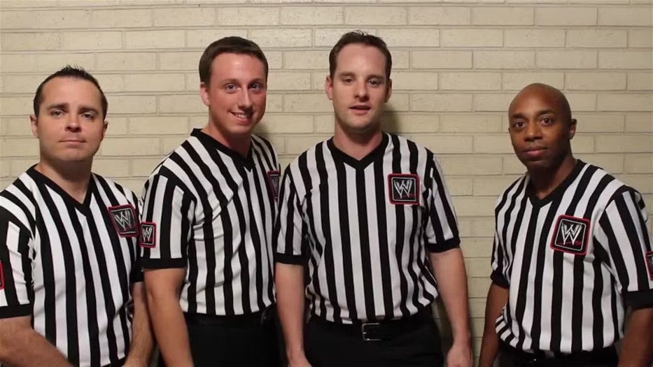 How Much Do WWE Refs Make