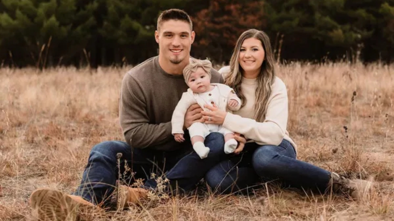 Leo Chenal is married to Randi Siebenthal