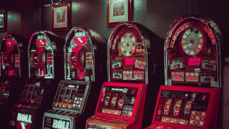 Strategies to play pokies online