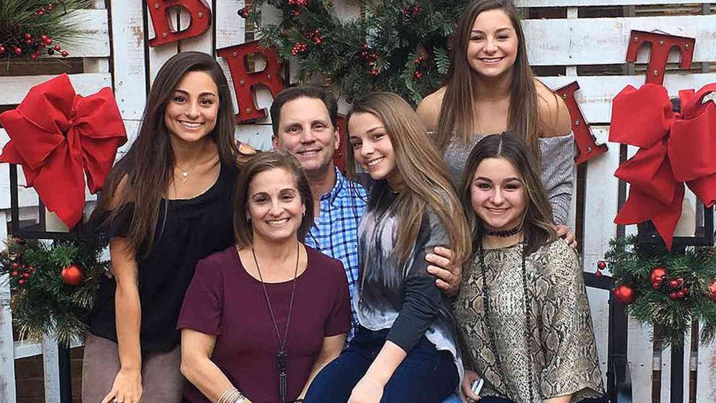 Mary Lou Retton's family