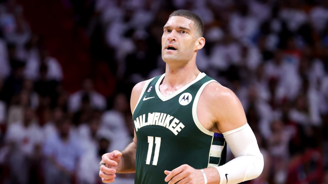 Brook Lopez Net Worth Details