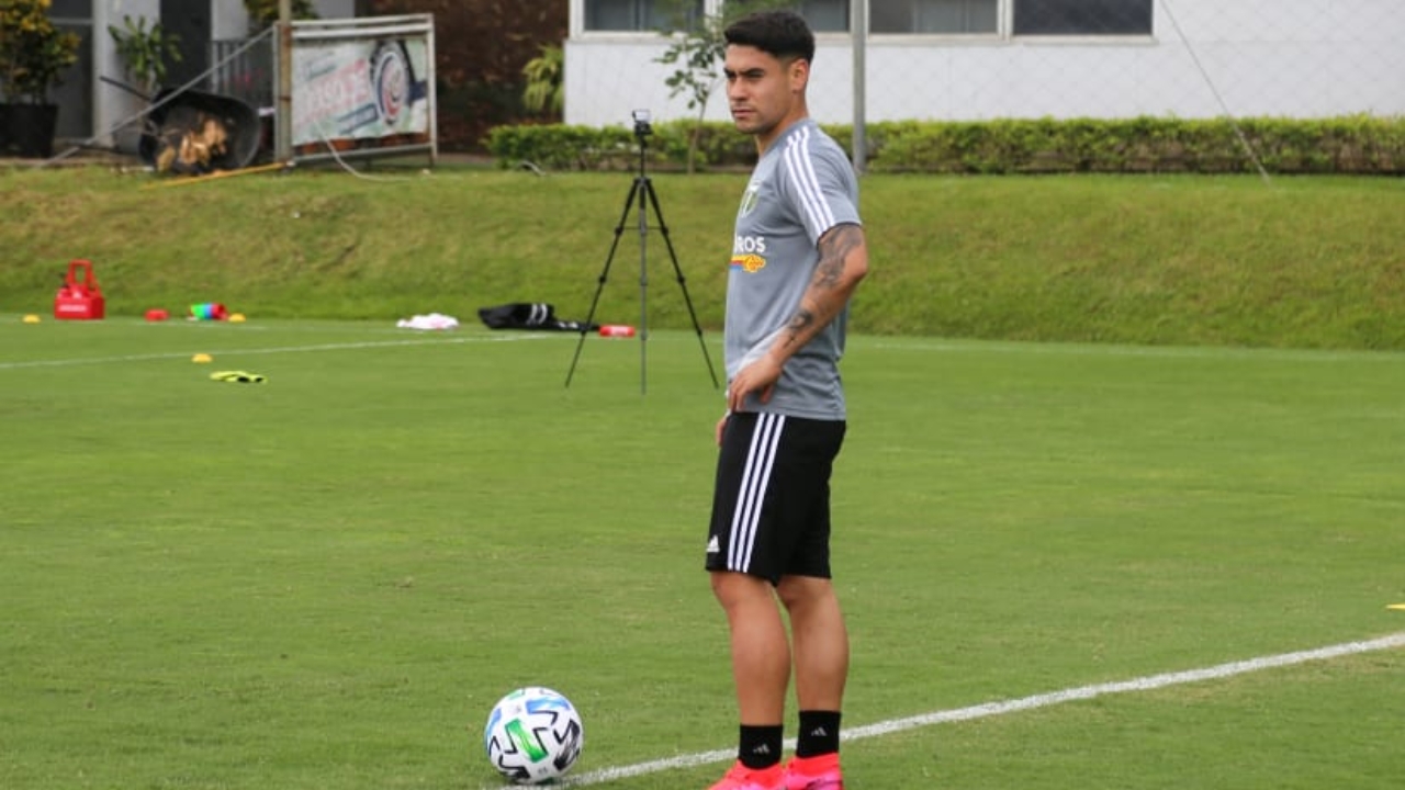Felipe Mora Net Worth Details