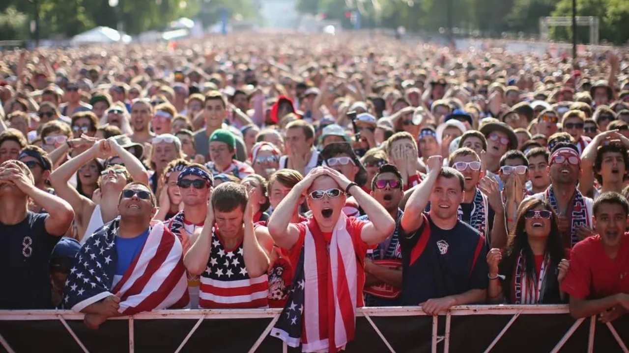 How Sports Fan Culture Has Influenced America Over Time