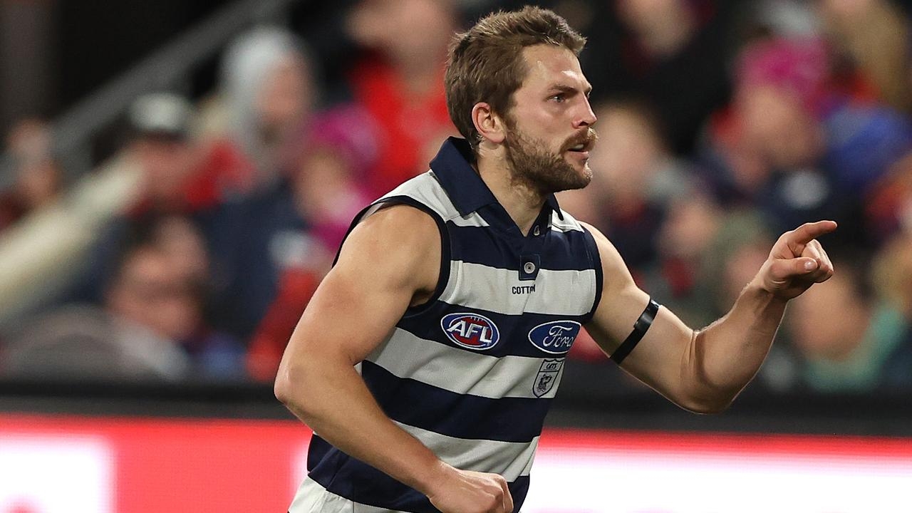 Tom Atkins Net Worth Details