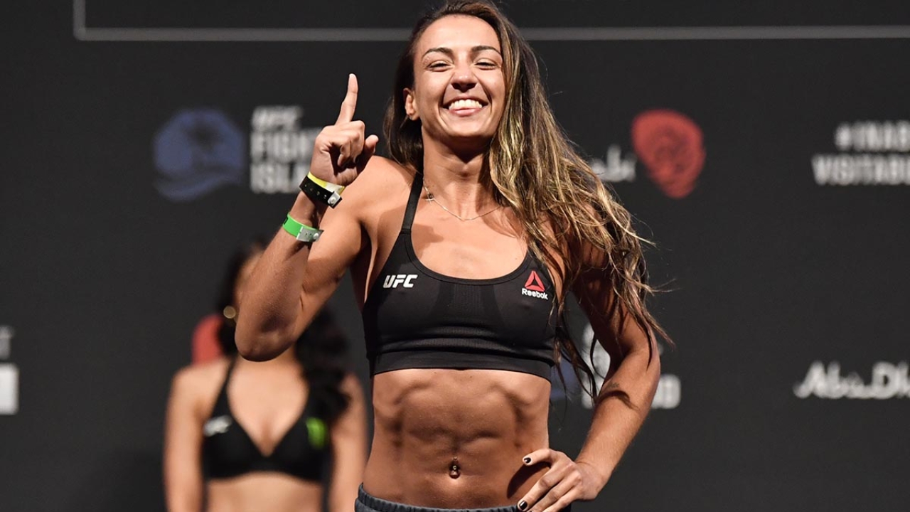Amanda Ribas Net Worth Details