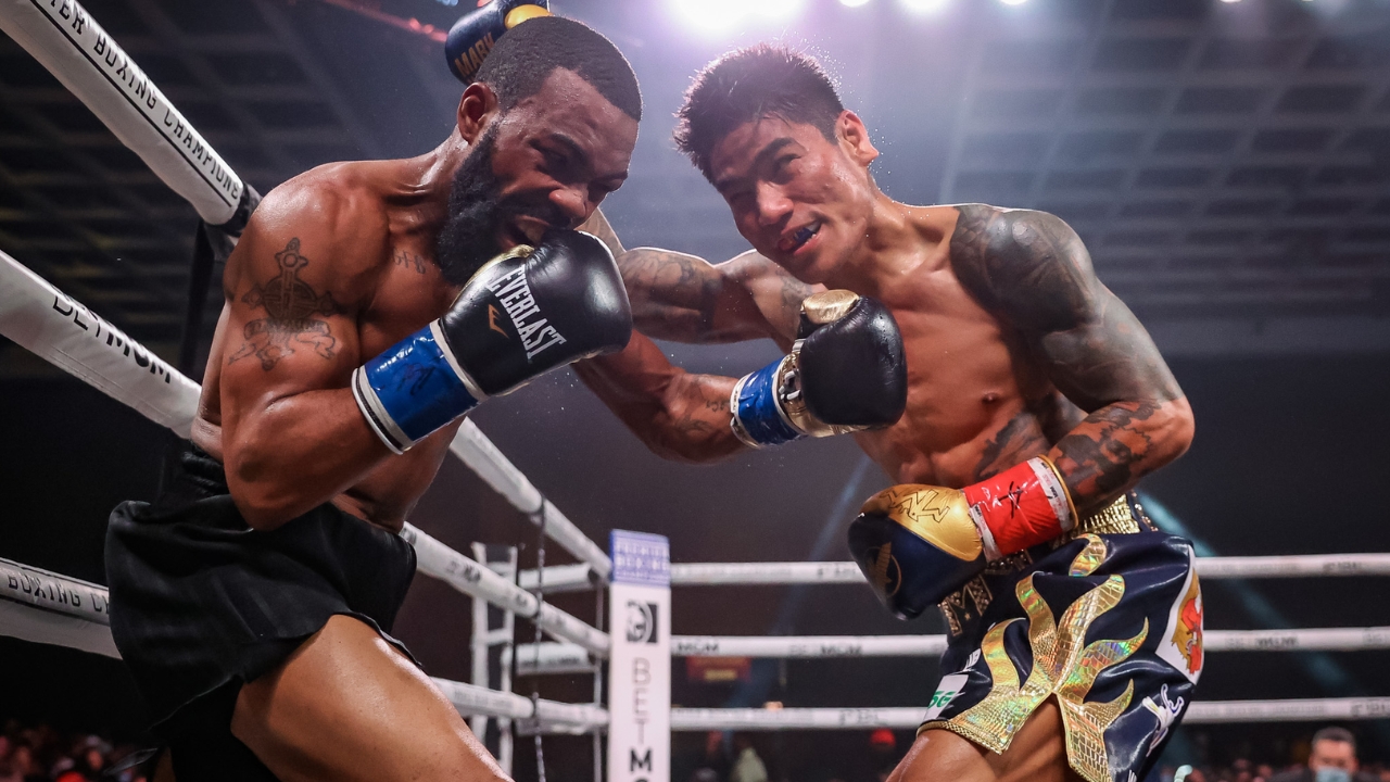 Gary Russell Jr vs Mark Magsayo