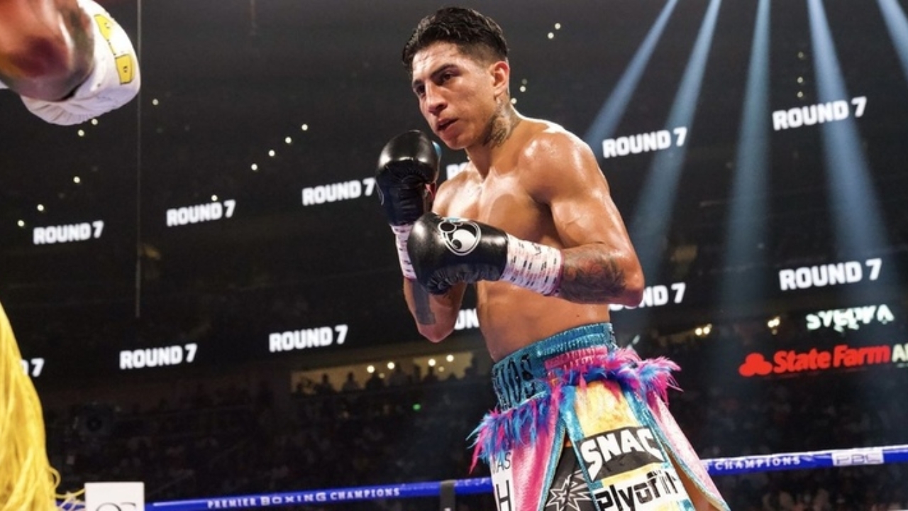 Mario Barrios Biography