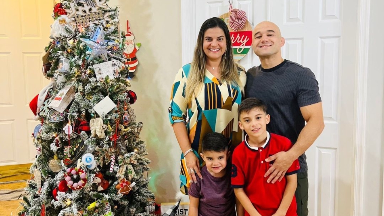 Marlon Moraes with his wife Izabella Santiago