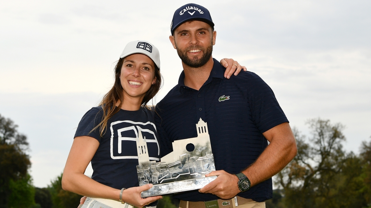 Adri Arnaus with his girlfriend Cristina Casanella