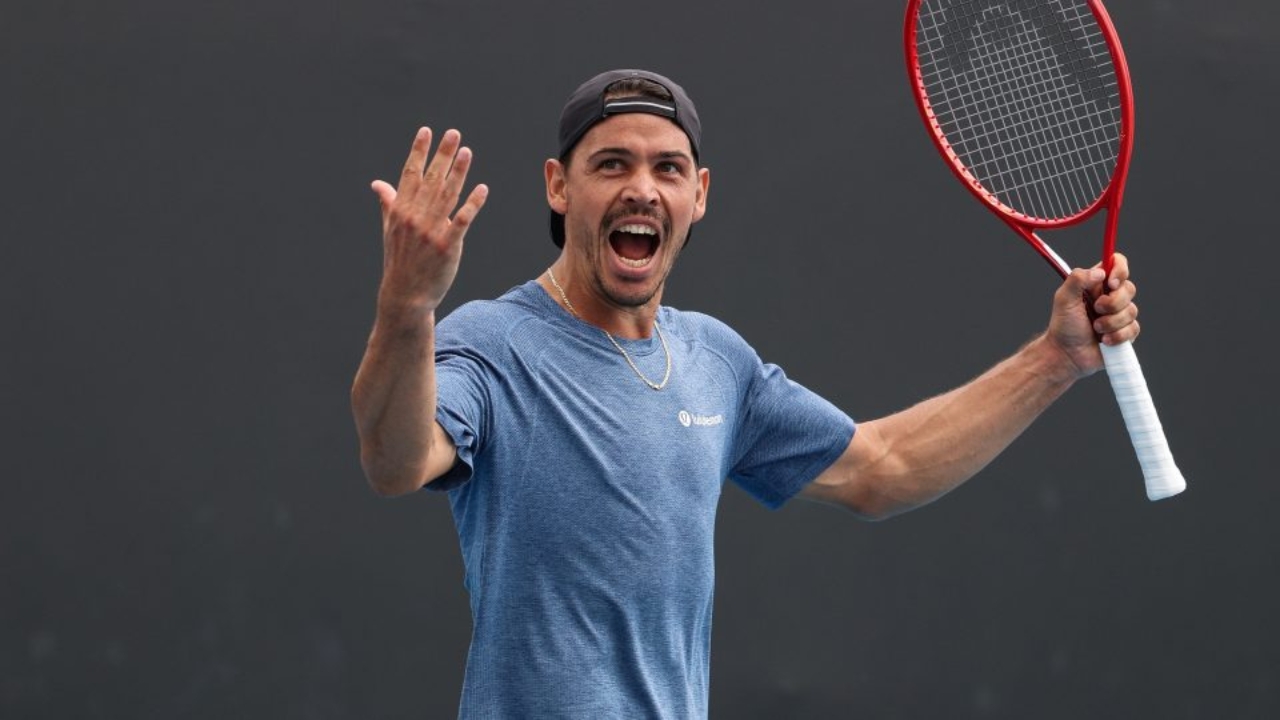 Alex Bolt Biography