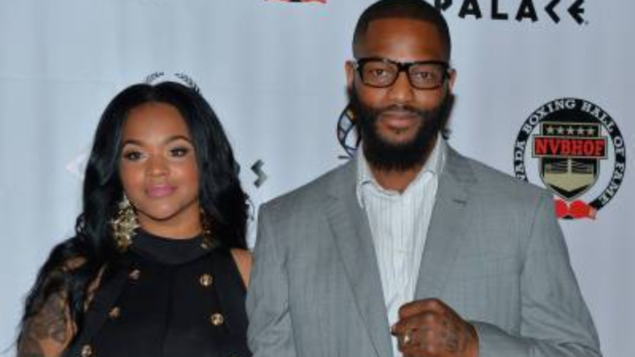 Chad Dawson is married to Crystal Dawson