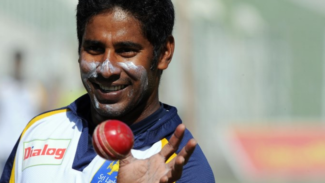 Chaminda Vaas Net Worth Details