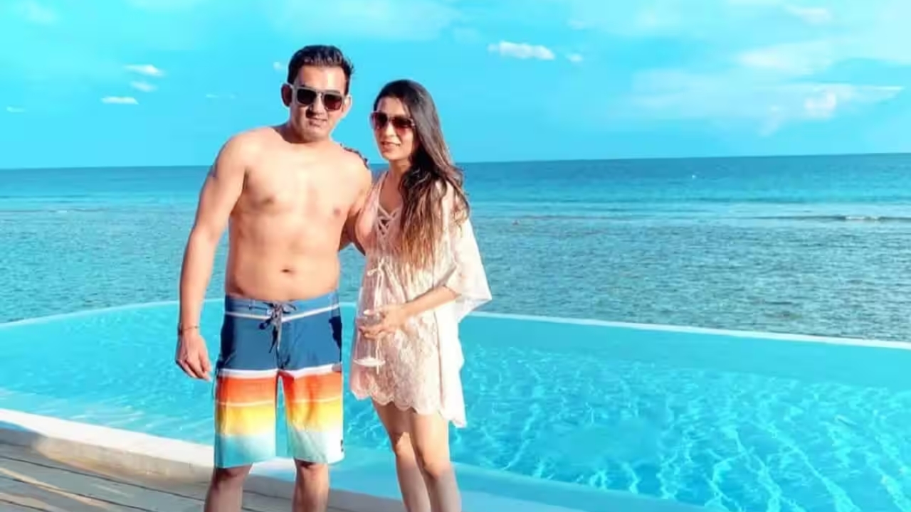Gautam Gambhir with his wife Natasha Jain