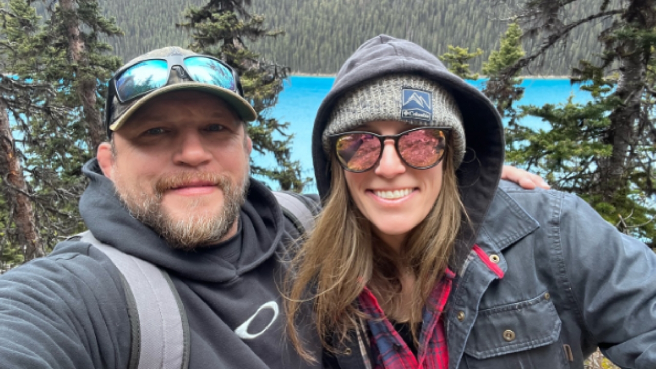 Jeff Curran is married to Sarah Curran