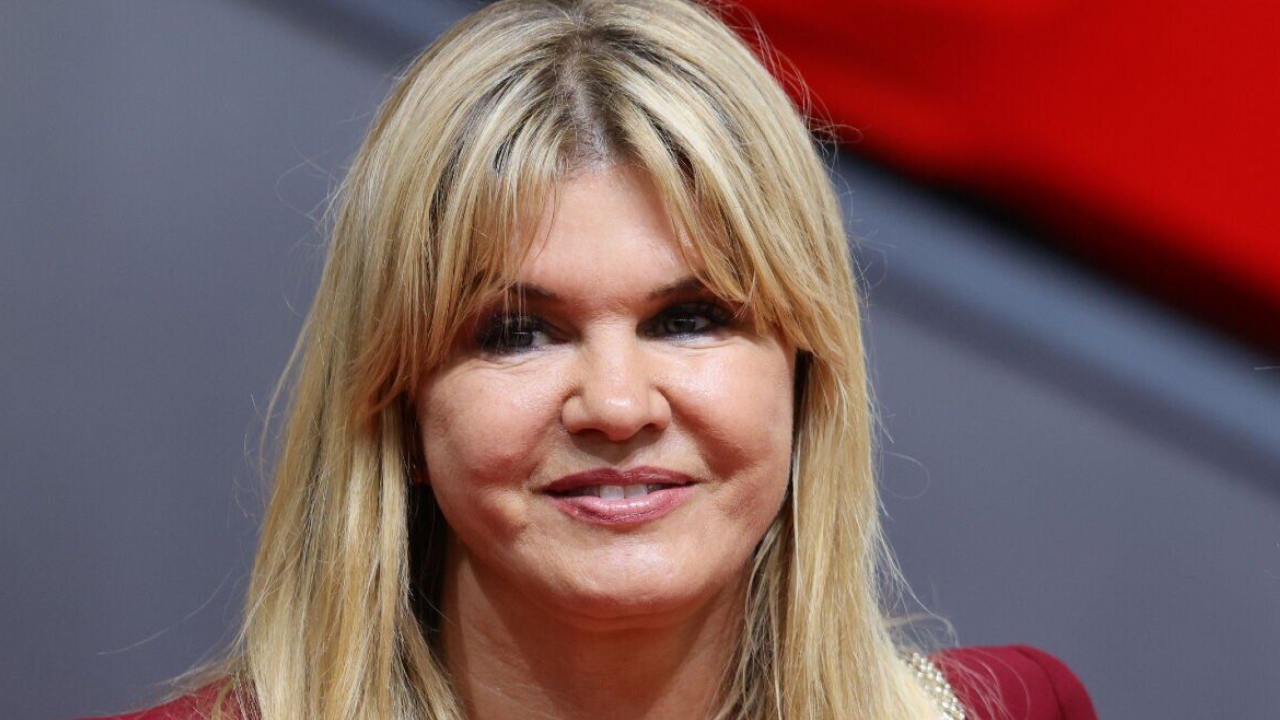 Who is Michael Schumacher’s Wife? Meet Corinna Schumacher - Surprise Sports