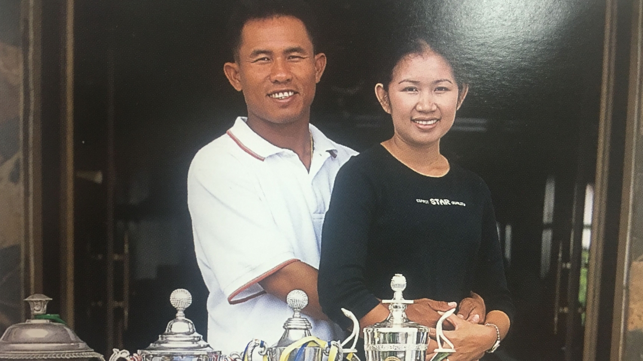 Thongchai Jaidee with his wife Namfon Jaidee