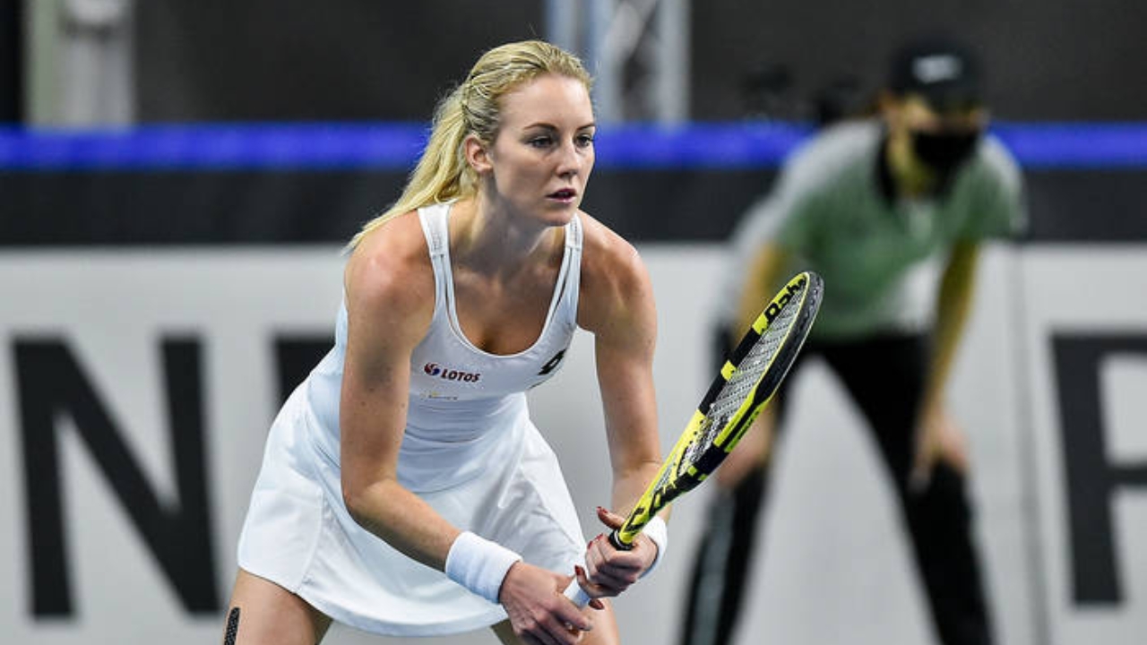 Urszula Radwanska Biography