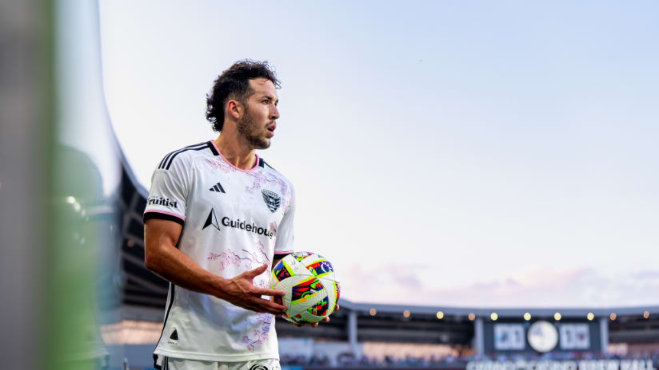Aaron Herrera Net Worth Details