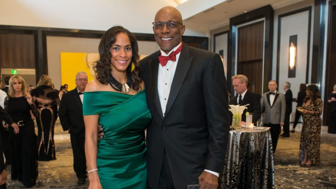 Clyde Drexler is married to Tonya