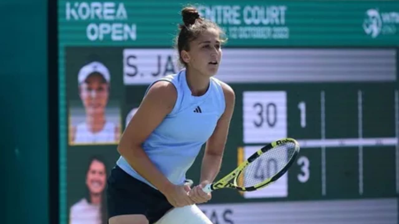 Emina Bektas Biography